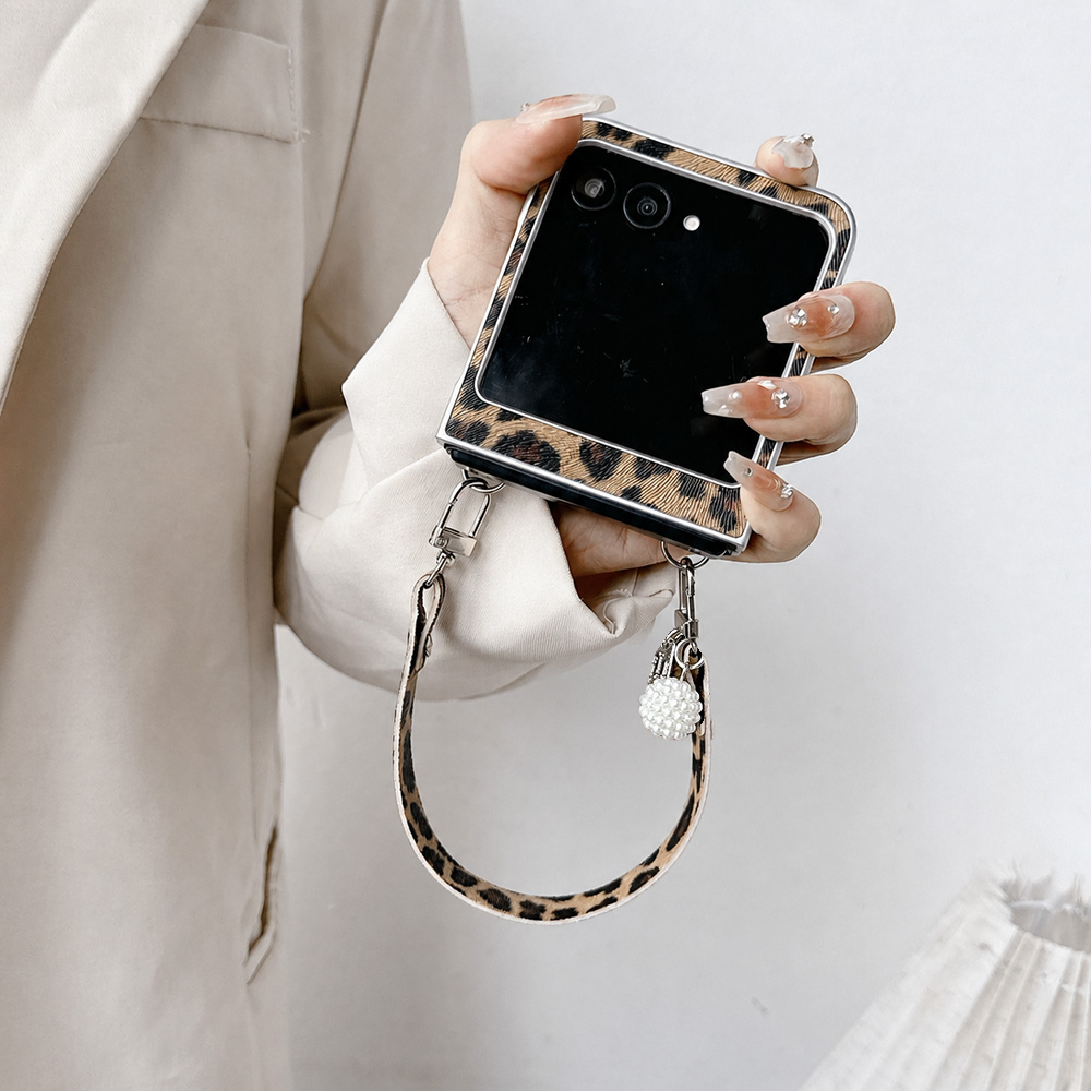 Leopard Print Folding Flip Pho - đánh giá và giá Men Accessories In Silver